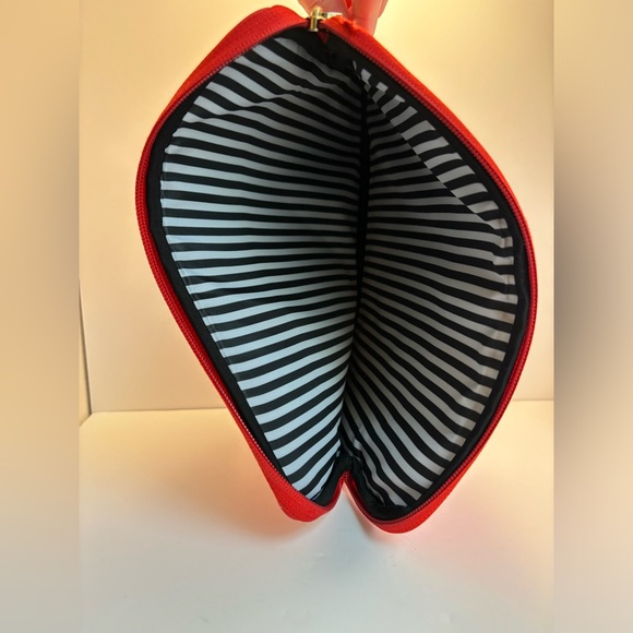 Kate Spade Red Neoprene "Keyboard" Ipad Case - Picture 5 of 8